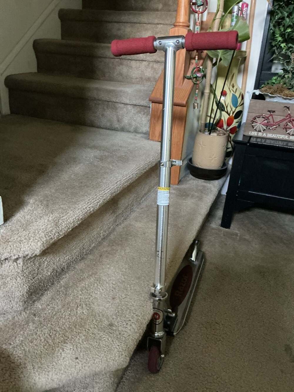 Razor A Kick Scooter, Folding Aluminum Model in Red